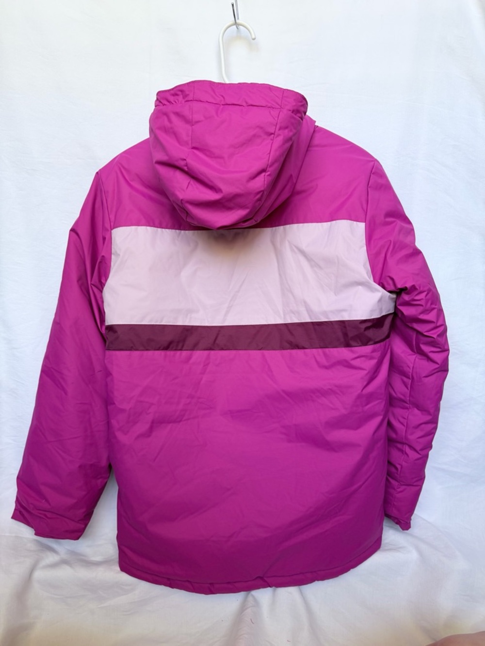 Columbia Valley Runner Jacket- with OUTGROWN™ Grow System - Picture 7 of 7